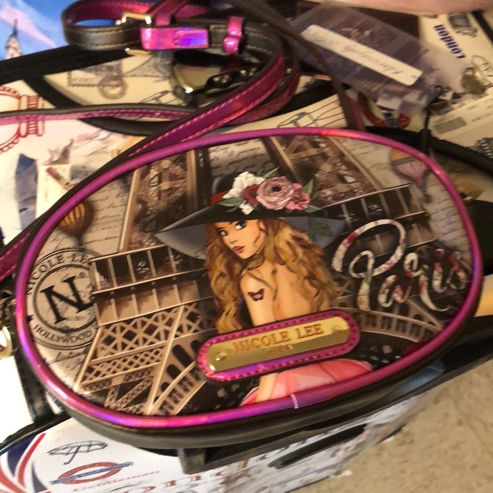 Bundle - Picture 3 of 3